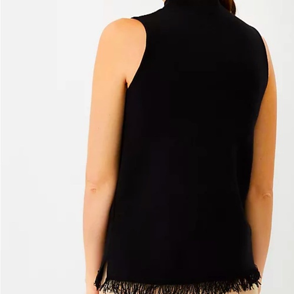 ANN TAYLOR fringe sweater shell. Medium - Picture 2 of 2
